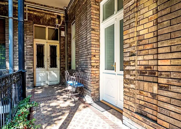 Westend Apartment